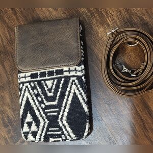 Thirty-one Call Me Crossbody Rio Weave